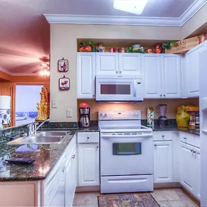 Tidewater 1818 By Aneliya Holiday home